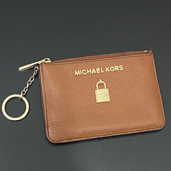 MICHAEL KORS Adele Brown Leather Zip Up Key Ring ID Wallet 5” X 3.5” - Picture 2 of 11
